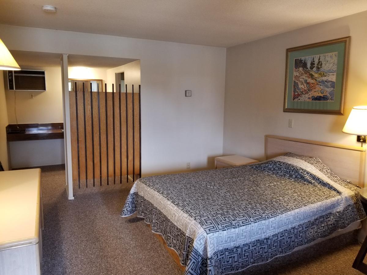 Slumber Lodge Williams Lake Dış mekan fotoğraf